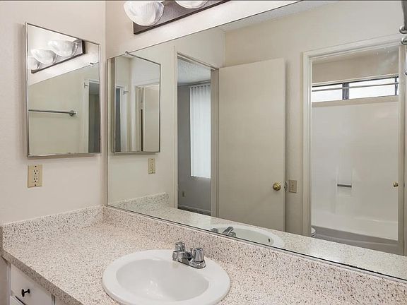 5th image of 2265 Denair Ave #65