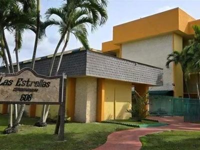 606 W 81st St APT 318, Hialeah, FL, 33014