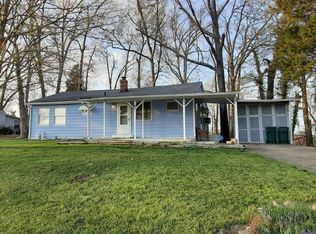219 Oak Ridge Dr, Radcliff, KY 40160