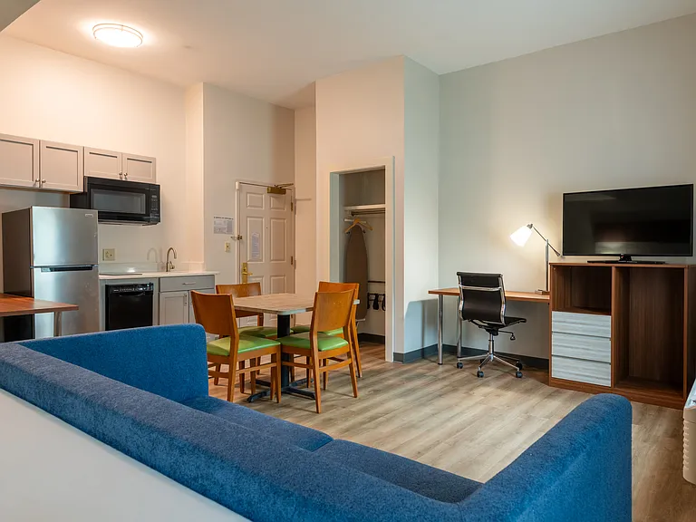 Franklin Extended Stay Hotel — Photo 16