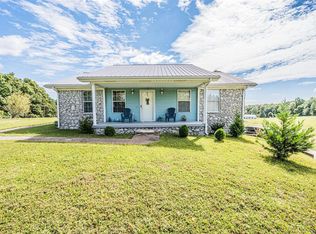 7396 Caneyville Rd, Morgantown, KY 42261