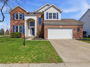 5250 Ivy Hill Dr, Carmel, IN 46033