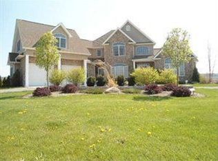 2040 Swann Rd, Ransomville, NY 14131