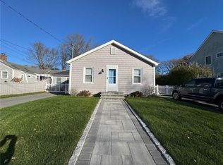 53 Center Ave, Middletown, RI 02842