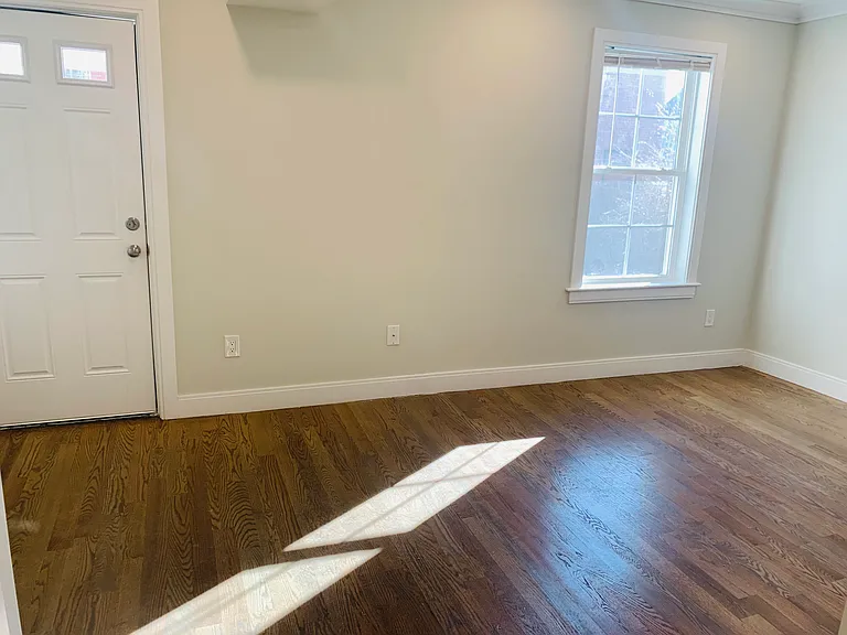 8 Rush St #2 — Photo 9