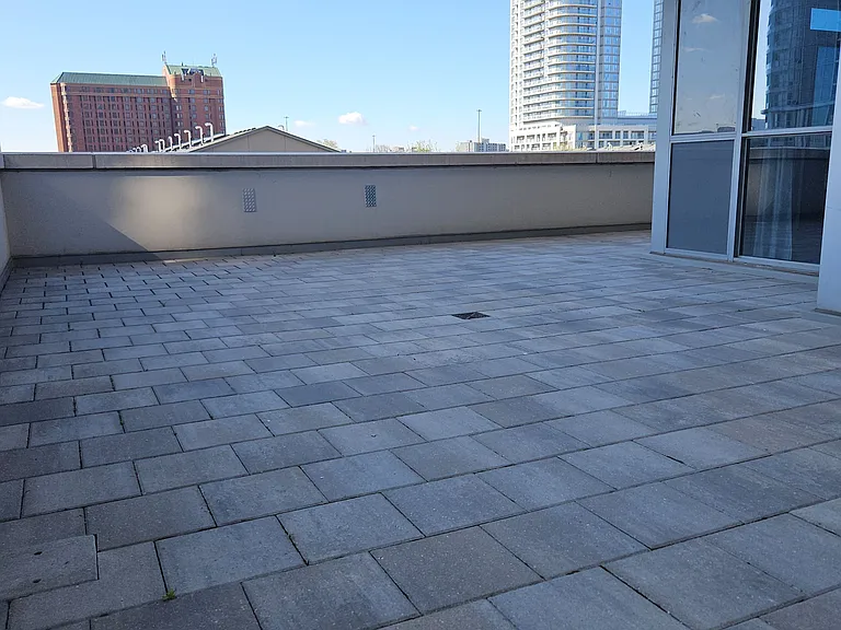 275 Village Green Sq #316 — Photo 20