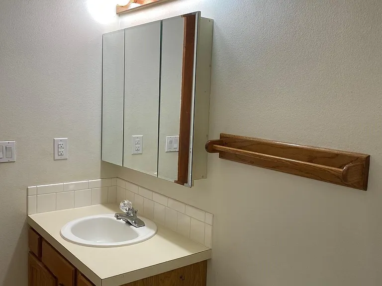 3170 Kendall St — Photo 33