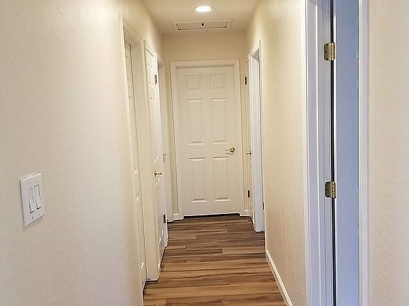 3rd image of 3156 Ensalmo Ave