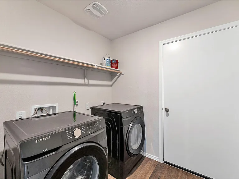 140 Fire Oak Dr — Photo 24