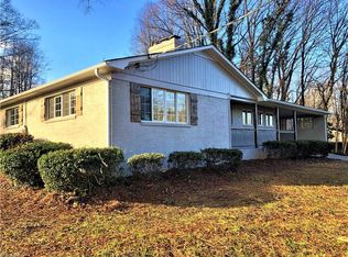 2340 Mooreland Dr, Rural Hall, NC 27045