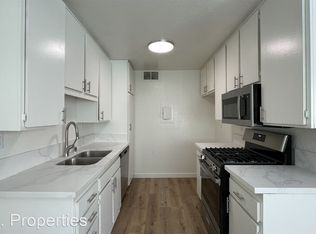 24411 Newhall Ave #15103090, Newhall, CA 91321