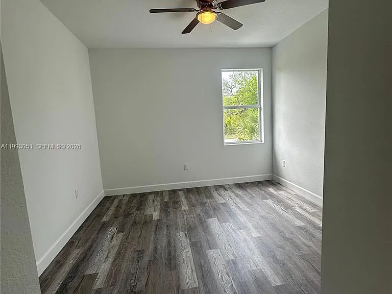 10087 Amicola St #0 — Photo 8