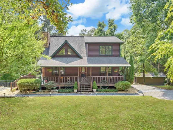 2509 Brookhaven Dr, Young Harris, GA 30582