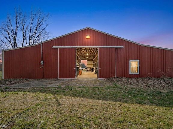 5th image of 8703 Rosemark Rd