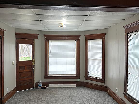 2nd image of 109 Pokagon St #1