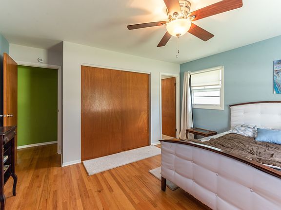 5th image of 4514 Sussex Dr