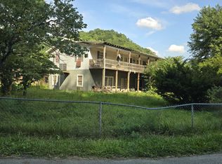 103 Stewart Ln, Evarts, KY 40828