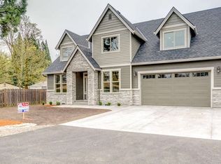 10832 NE Fargo St, Portland, OR