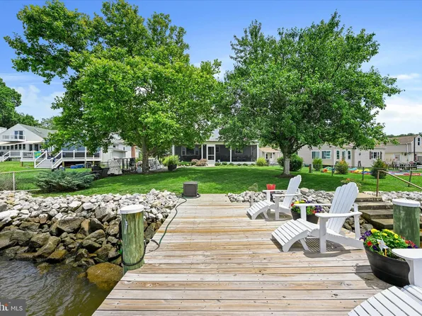 7544 Bratton Cir, Pasadena, MD 21122