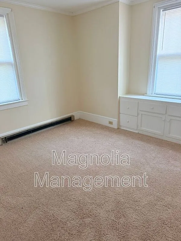 3 bed, 1.5 bath, $1,285 — Photo 4