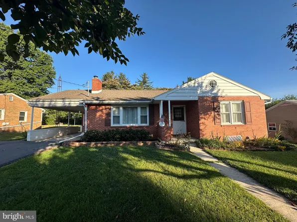 5961 Buchanan Dr, Mercersburg, PA 17236