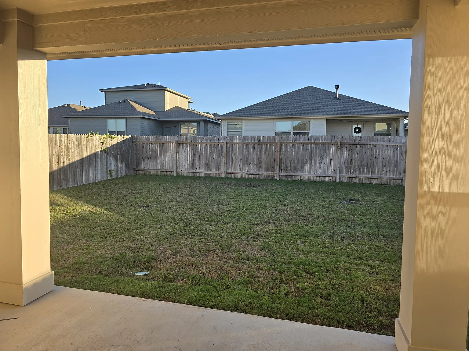 4 bed, 2198 sqft, $3,800 — Photo 2