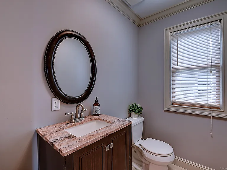 186 Raymond Rd — Photo 8