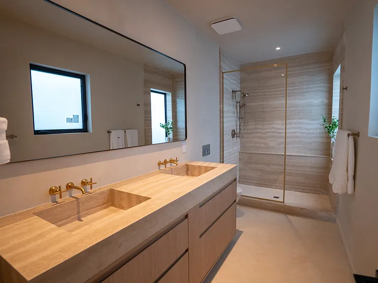 4430 Royal Palm Ave — Photo 38