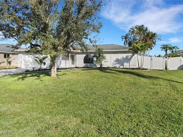 917 SW 6th Pl, Cape Coral, FL 33991