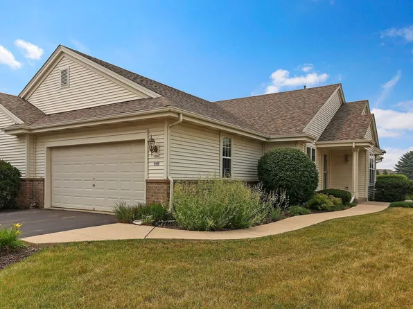 860 North Sandy LANE, Elkhorn, WI 53121