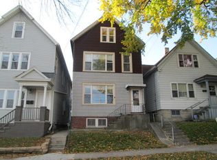 1021 E Hamilton St, Milwaukee, WI 53202