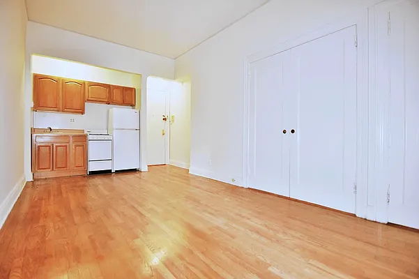 Rented by Balass Ralph, LREB | media 21