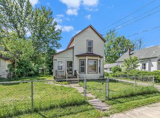 323 W Saint Joseph St, Watervliet, MI 49098