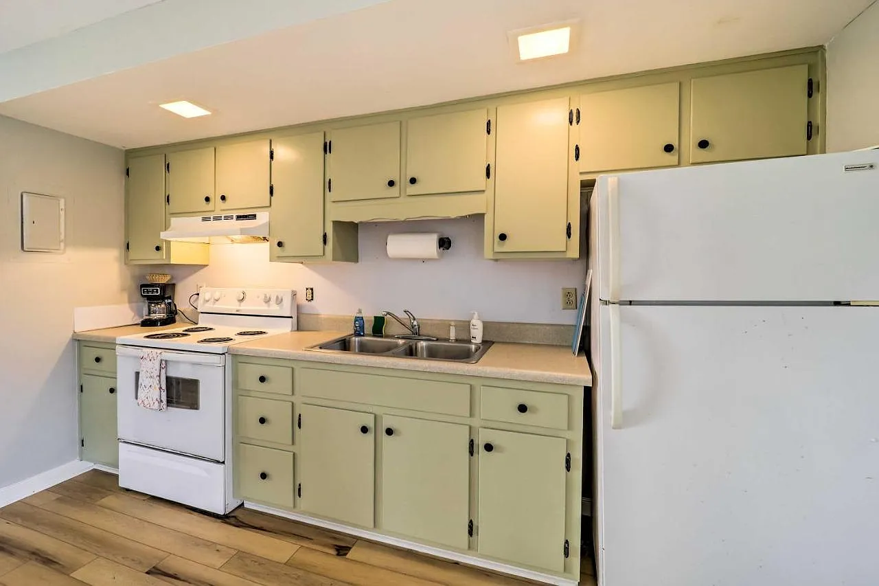 3 bed, 1089 sqft, $1,850 — Photo 3