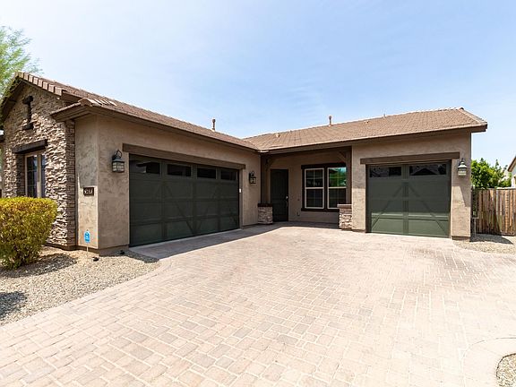 2nd image of 3810 E Powell Pl