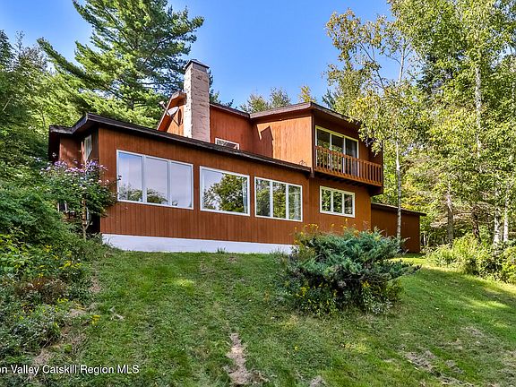2nd image of 458 Begley Road
