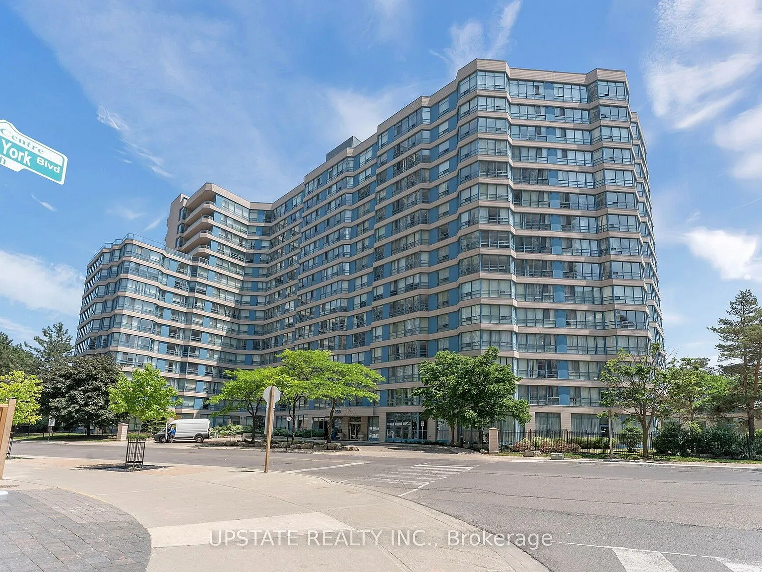 3 bed, $3,100 — Photo 2