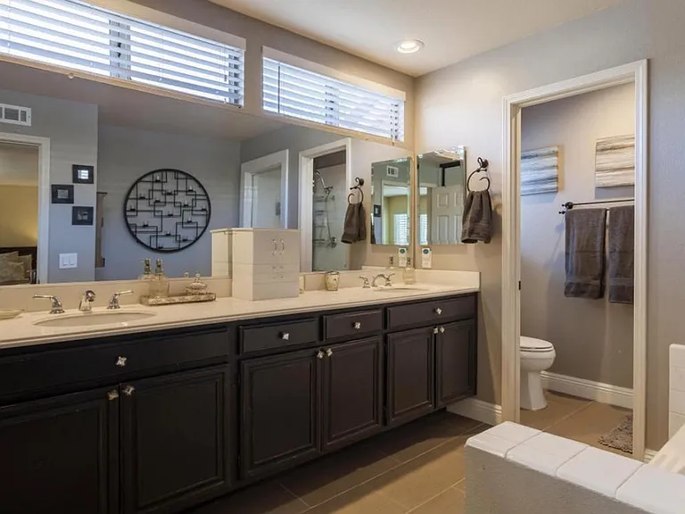 12390 Alderglen St — Photo 14