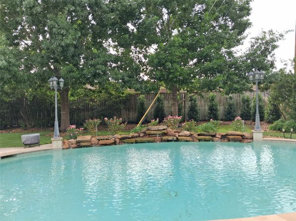 1722 Parklake Vlg