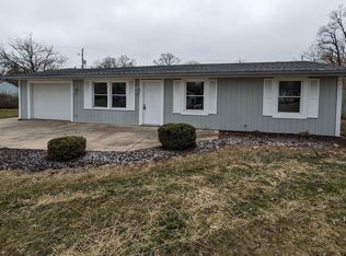 5004 Camelot Dr, Fort Wayne, IN 46815