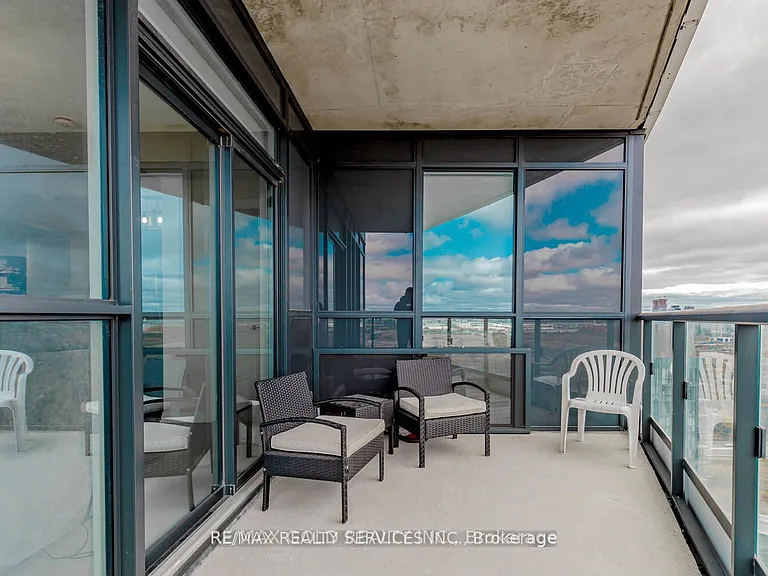 35 Watergarden Dr #2517 — Photo 28
