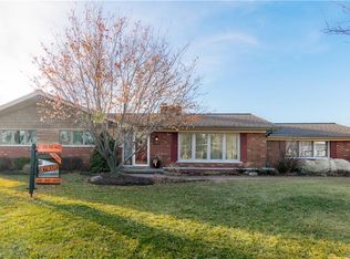 38101 Sadie St, Clinton Township, MI