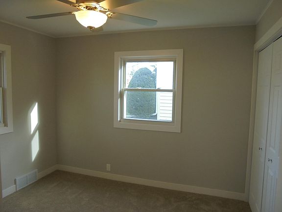 5th image of 723 E South St