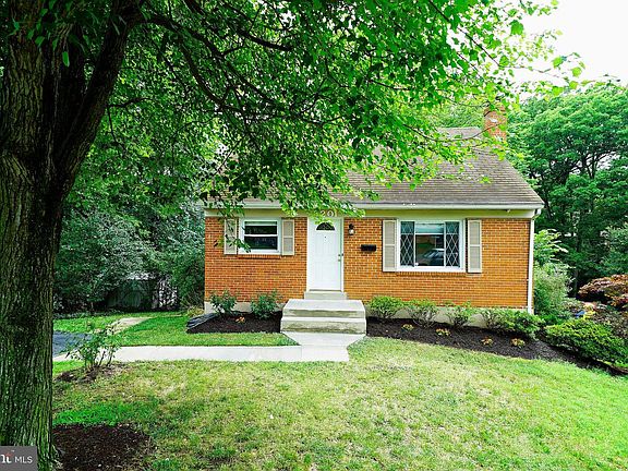 2nd image of 3201 Bradford St