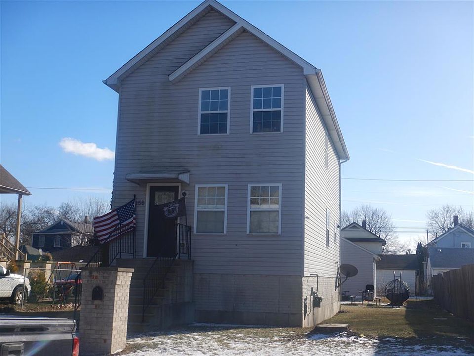 1st image of 556 Irving St
