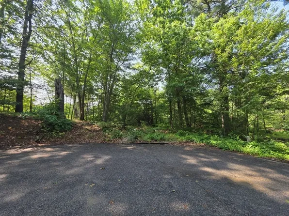 20 Old Cudworth Rd, Oxford, MA 01540