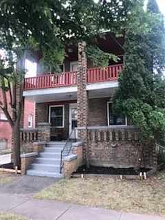 2 bedroom 1 bath DOWN unit in Lakewood — Photo 3
