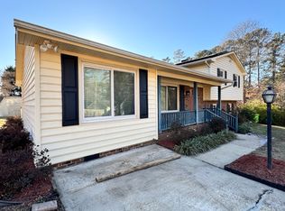 4004 Willow Oak Rd, Raleigh, NC 27604