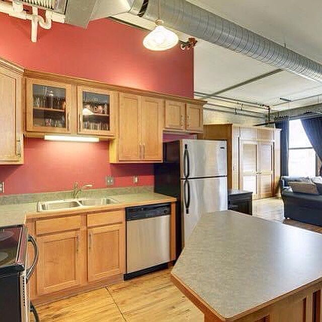 1st image of 523 Jackson St APT 205