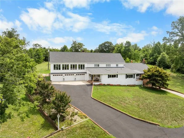 2740 Wiley Farm Rd, Kernersville, NC 27284
